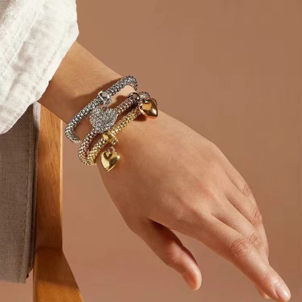 Fashion new heart‎ shaped elastic multilayer bracelets